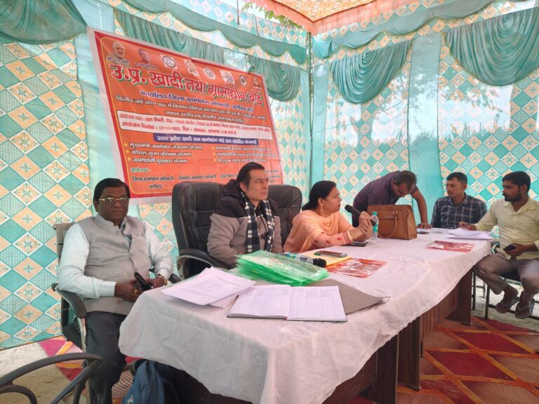 ग्रामीण युवाओं को स्वावलंबन की राह दिखा रहा है खादी ग्रामोद्योग बोर्ड