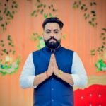 सरकारी आदेशों को ठेंगा दिखा रहे निजी स्कूल संचालक दीपक गौड़ छात्र नेता