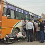 algaja-ma-bsa-ka-naca-bika-aana-ka-btha-calka-sa-jhagaugdha-karata-lga-savatha_538db4cf05c04eb191c9c31e6b1e18ce
