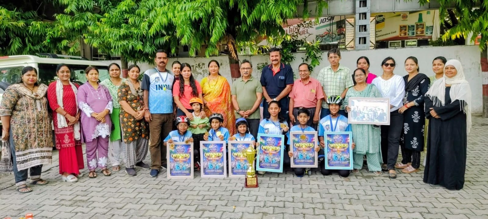 Players who won medals at the Indo-Nepal Skating Championship were felicitated.